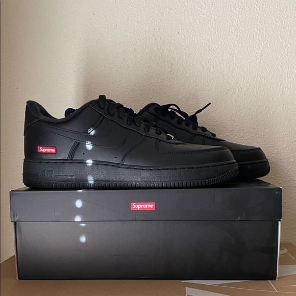 Supreme X Nike Air Force 1 Low - Picture 1 of 6